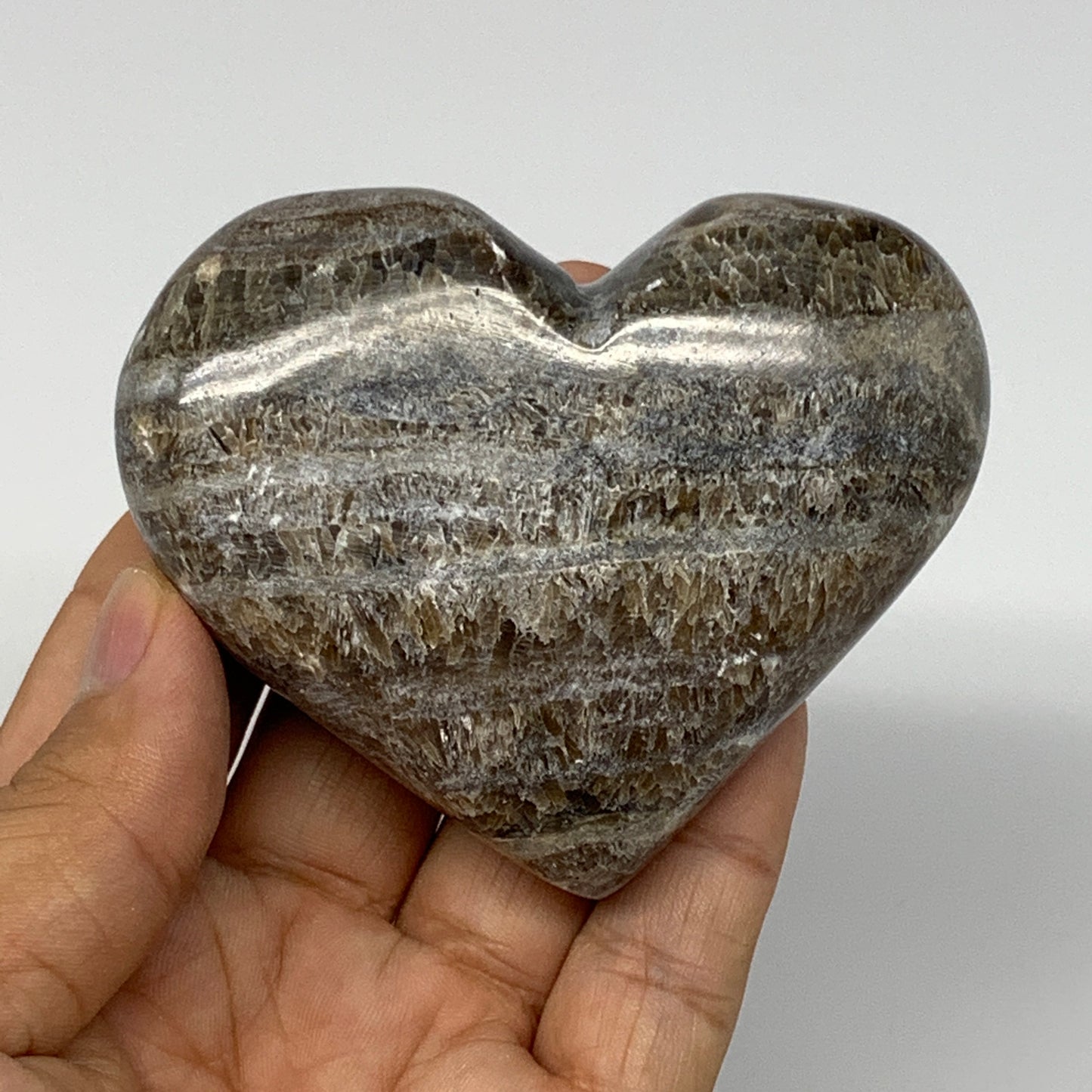 179.6g,2.6"x3.1"x1.2" Natural Chocolate Gray Onyx Heart Polished @Morocco,B18771