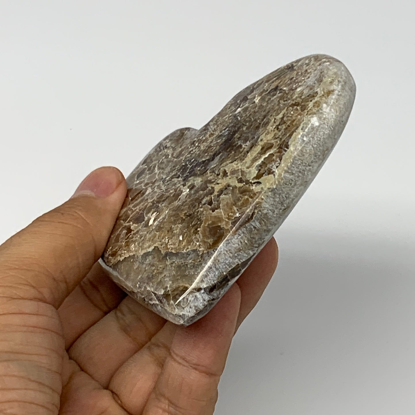 162.3g,3.1"x3.4"x0.8" Natural Chocolate Gray Onyx Heart Polished @Morocco,B18772