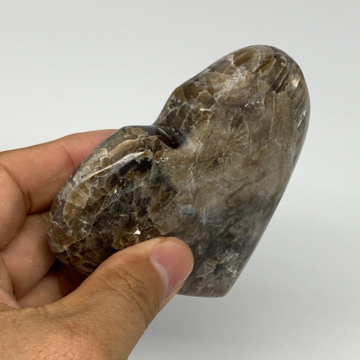 191.3g,3"x3.6"x0.9" Natural Chocolate Gray Onyx Heart Polished @Morocco,B18778