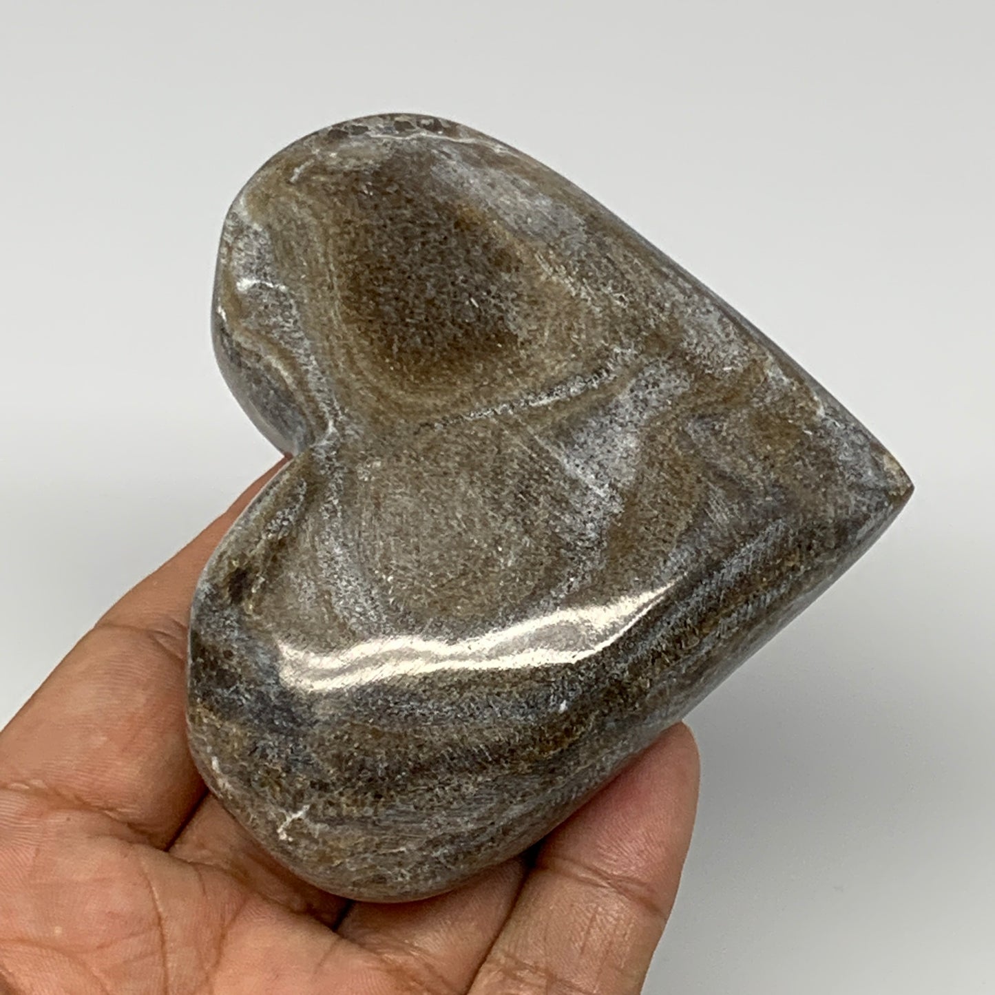 213.5g,3"x3.5"x1.2" Natural Chocolate Gray Onyx Heart Polished @Morocco,B18784