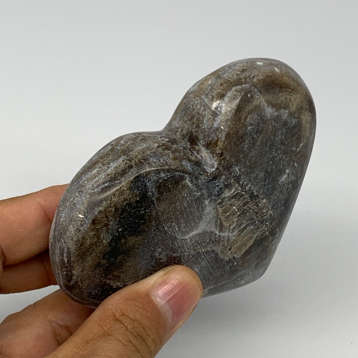 212.4g,3.2"x3.5"x1" Natural Chocolate Gray Onyx Heart Polished @Morocco,B18790