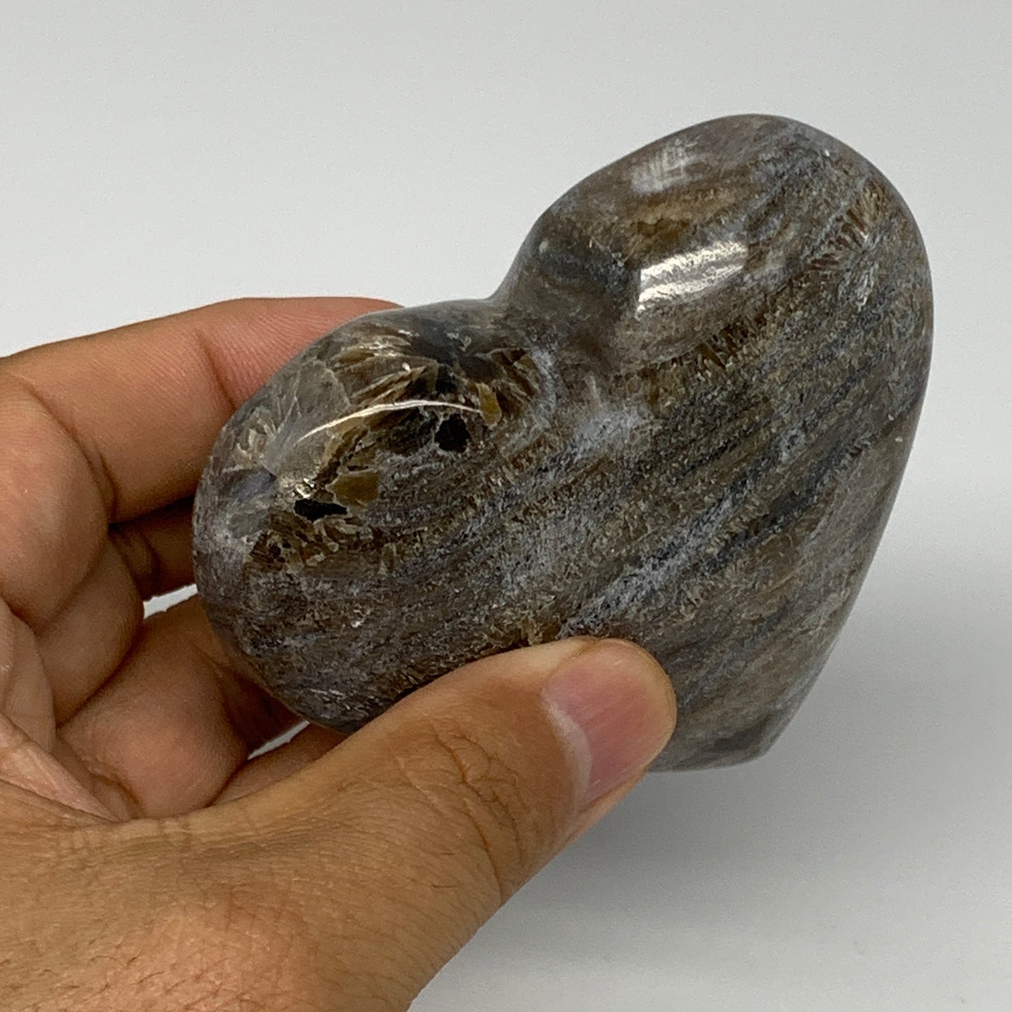 205.4g,2.9"x3.1"x1.3" Natural Chocolate Gray Onyx Heart Polished @Morocco,B18797