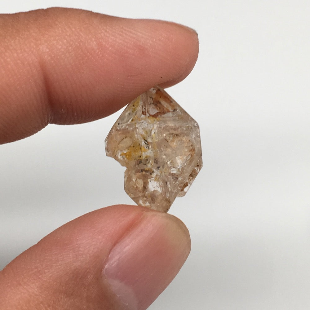 16ct,20mmx13mmx12mm Fluorescent Petroleum Diamond Quartz, DQ105