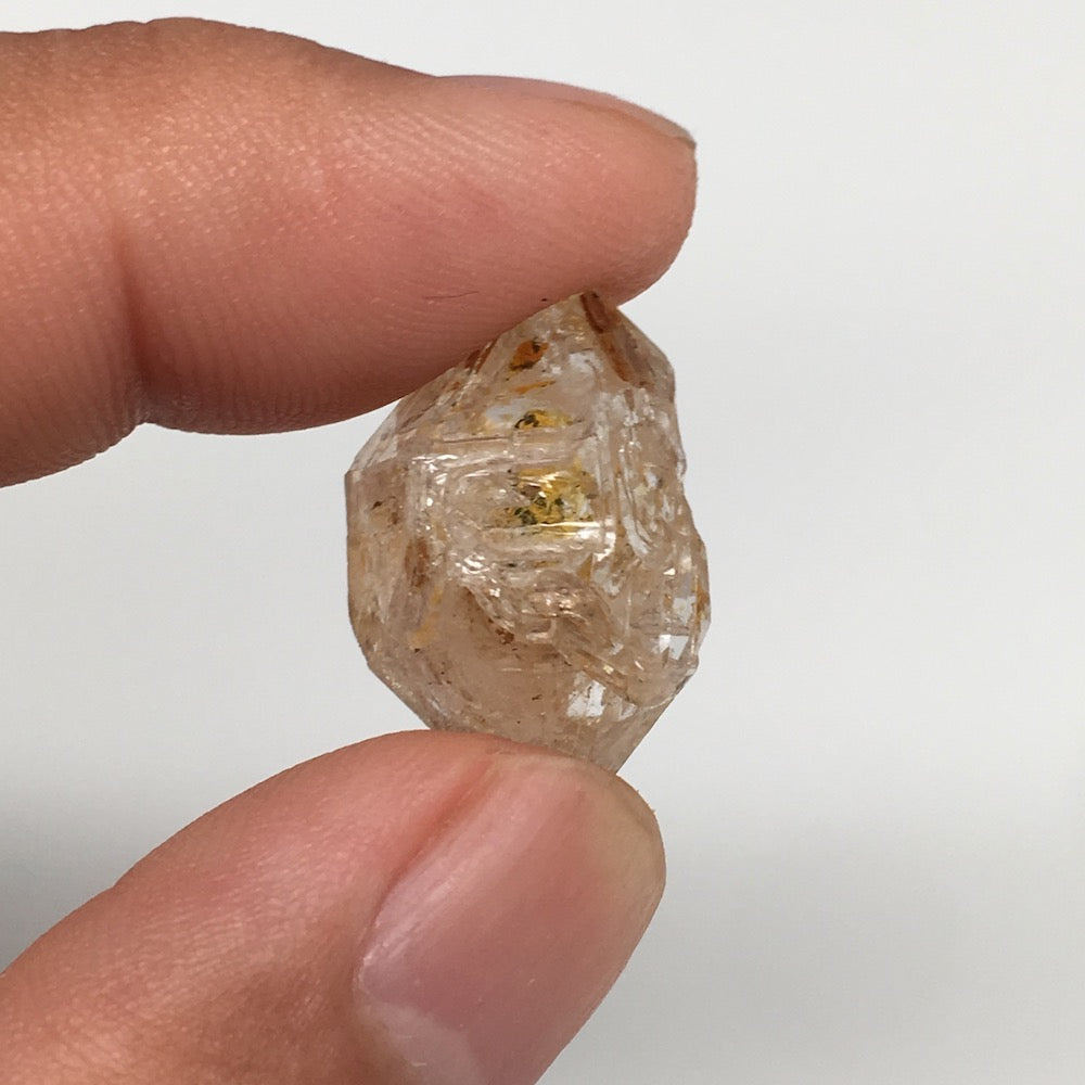 16ct,20mmx13mmx12mm Fluorescent Petroleum Diamond Quartz, DQ105