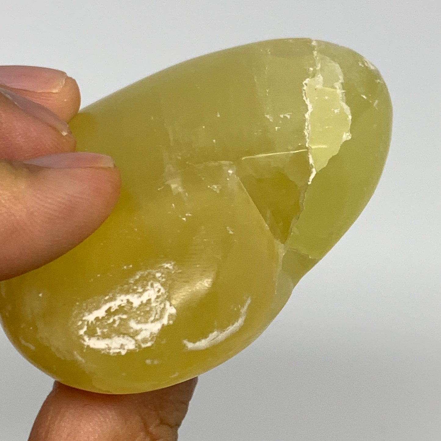120.2g, 2.2"x2.5"x0.9" Lemon Calcite Heart Crystal Gemstones @Afghanistan,B26840