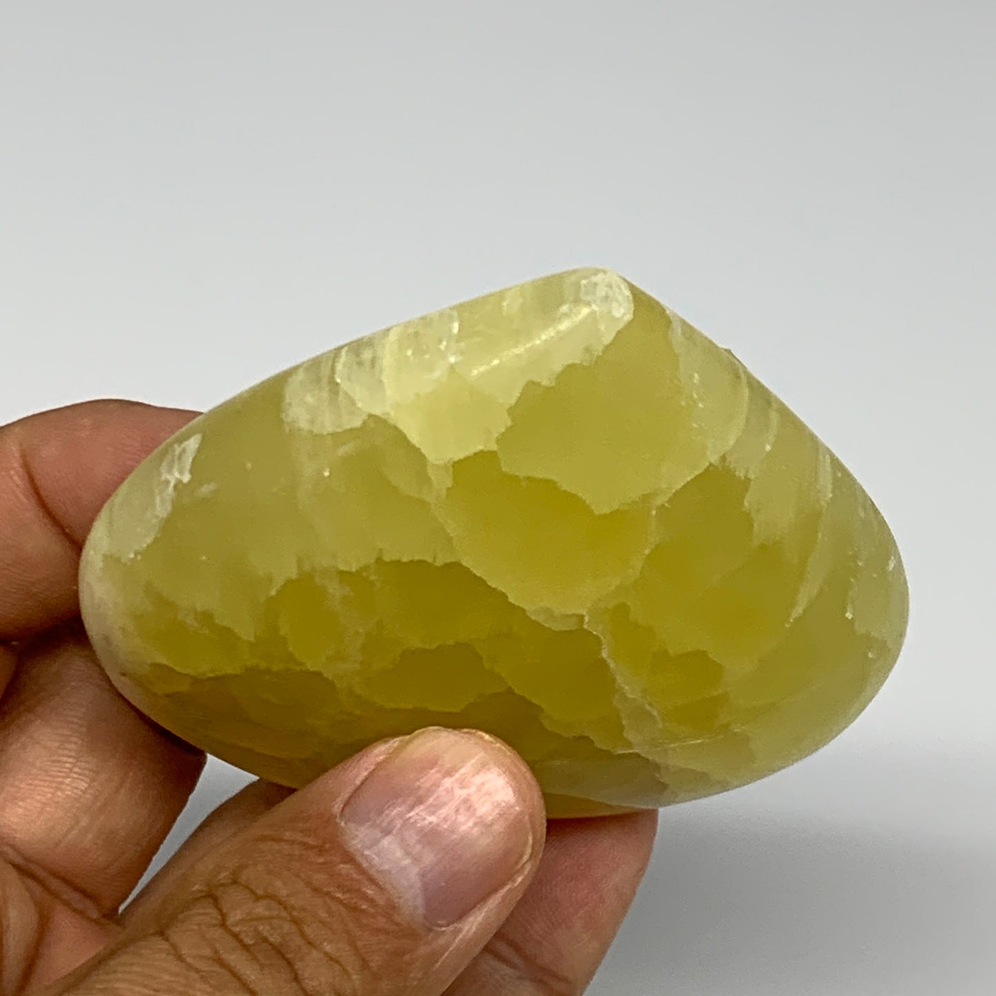 172.2g, 2.5"x2.8"x1" Lemon Calcite Heart Crystal Gemstones @Afghanistan,B26842