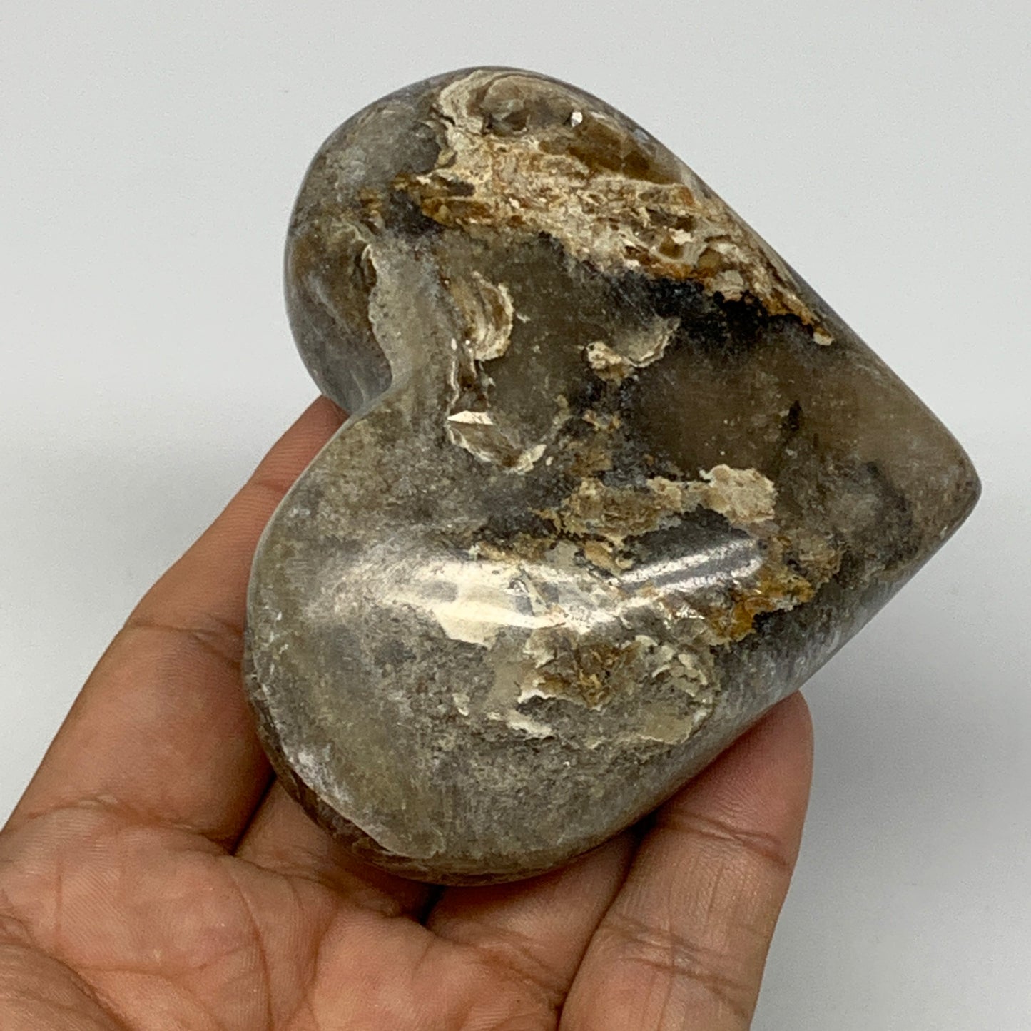 183.8g,2.7"x3.3"x1" Natural Chocolate Gray Onyx Heart Polished @Morocco,B18806