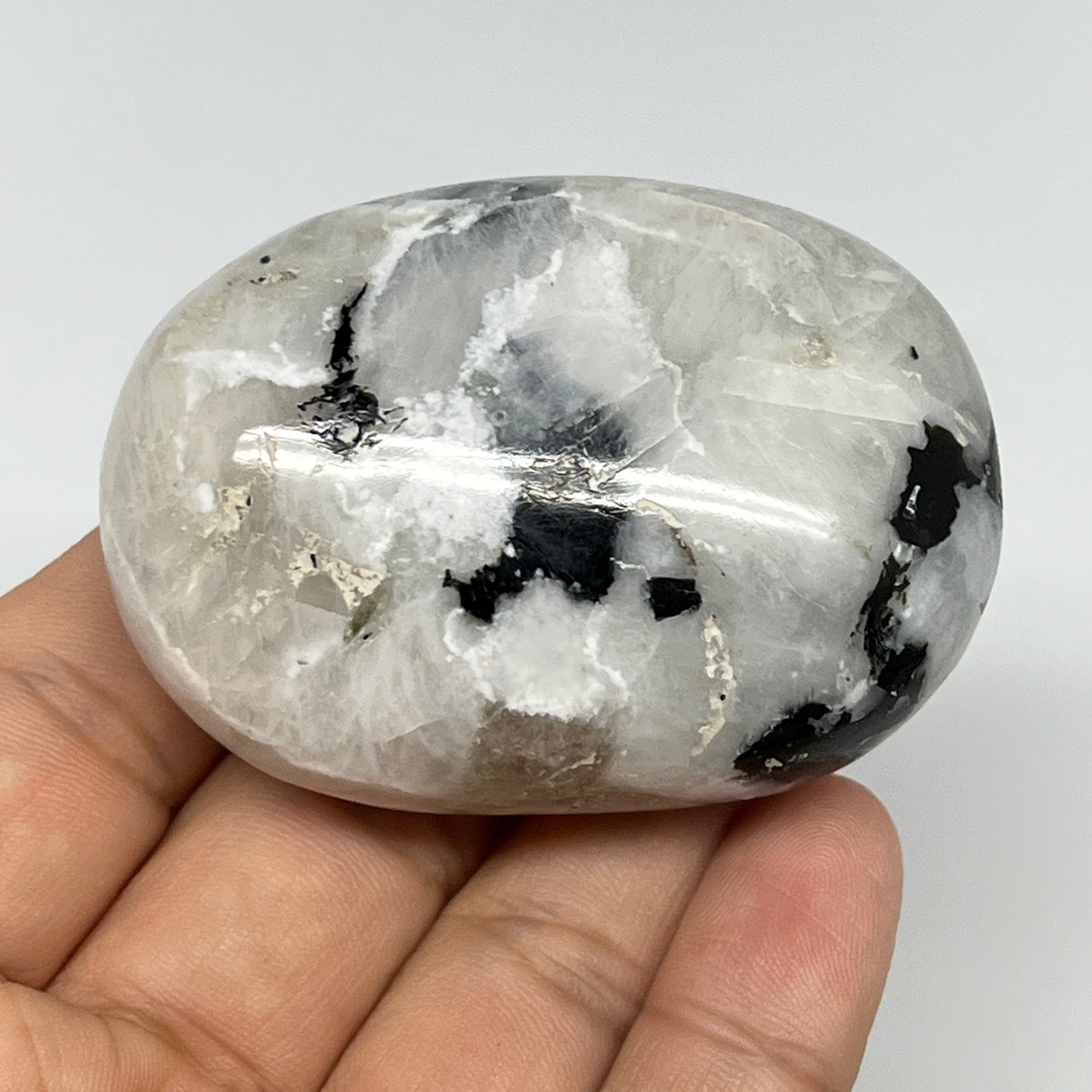 115.5g,2.4"x1.7"x1.2", Rainbow Moonstone Palm-Stone Polished from India, B21242
