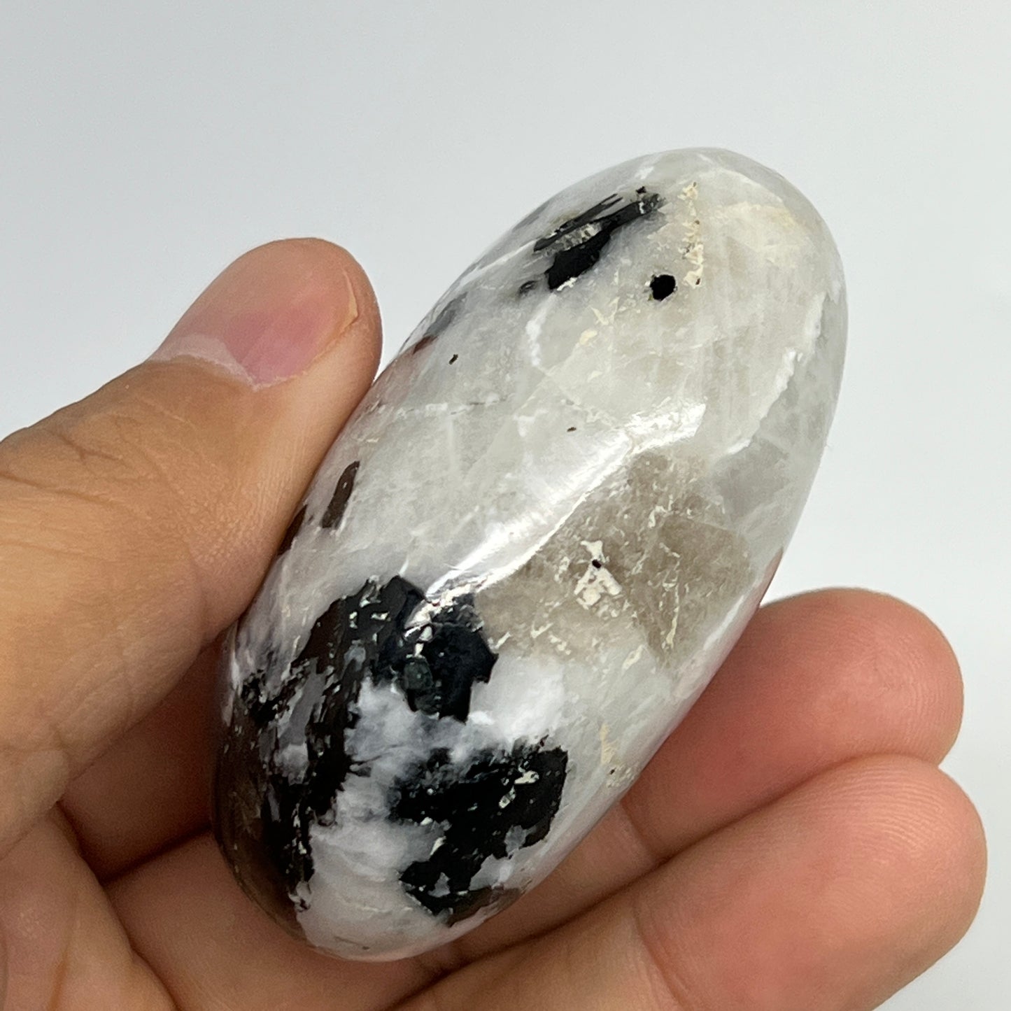 115.5g,2.4"x1.7"x1.2", Rainbow Moonstone Palm-Stone Polished from India, B21242