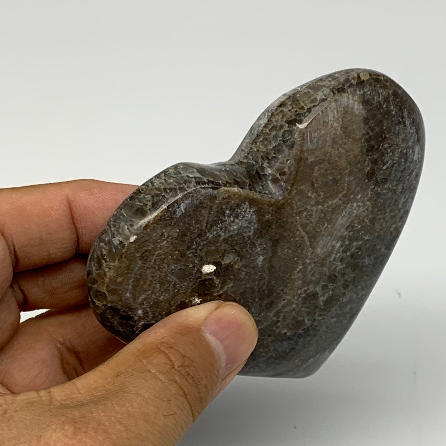 169.3g,3"x3.4"x0.8" Natural Chocolate Gray Onyx Heart Polished @Morocco,B18812