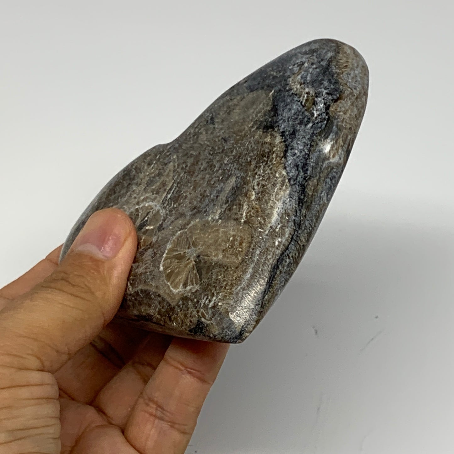 277.6g,3.7"x4.1"x0.9" Natural Chocolate Gray Onyx Heart Polished @Morocco,B18814