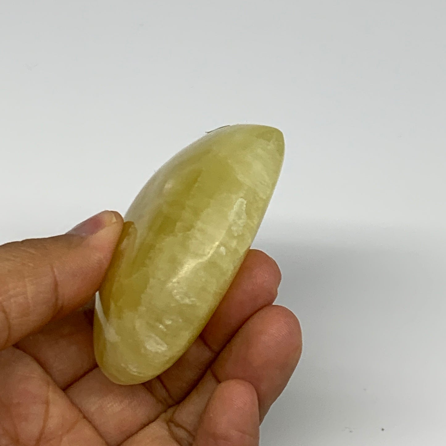 155.8g, 2.4"x2.8"x0.9" Lemon Calcite Heart Crystal Gemstones @Afghanistan, B2685