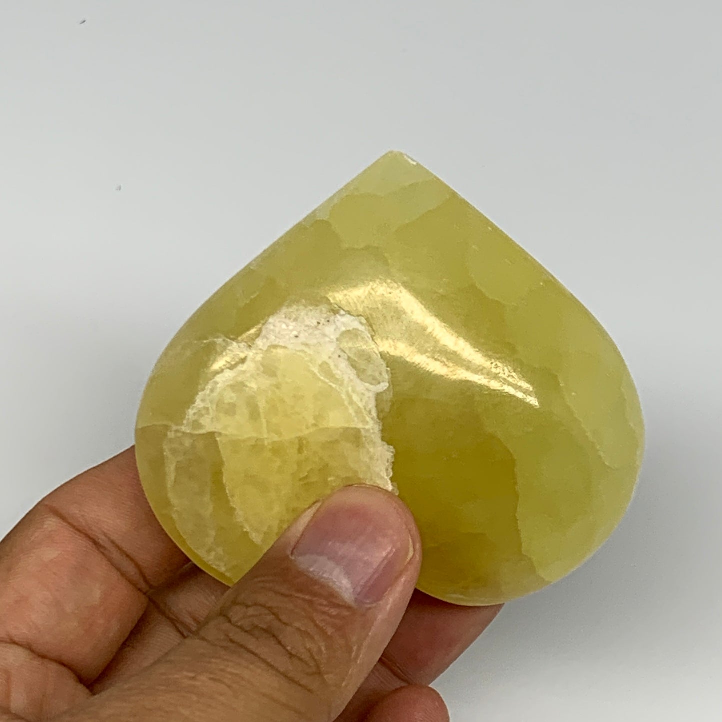 135.2g, 2.4"x2.7"x0.9" Lemon Calcite Heart Crystal Gemstones @Afghanistan, B2685