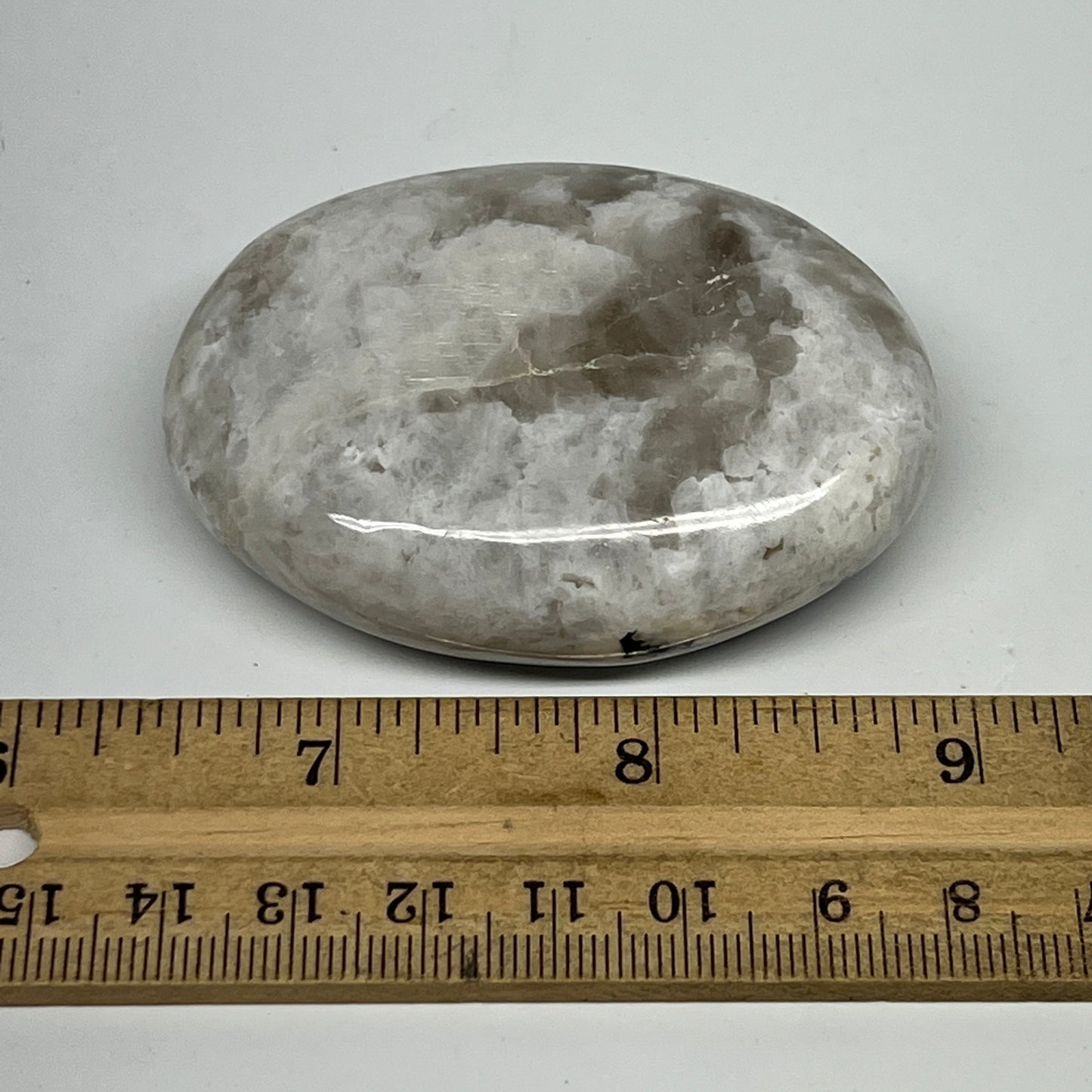 104g,2.5"x1.9"x0.8", Rainbow Moonstone Palm-Stone Polished from India, B21251