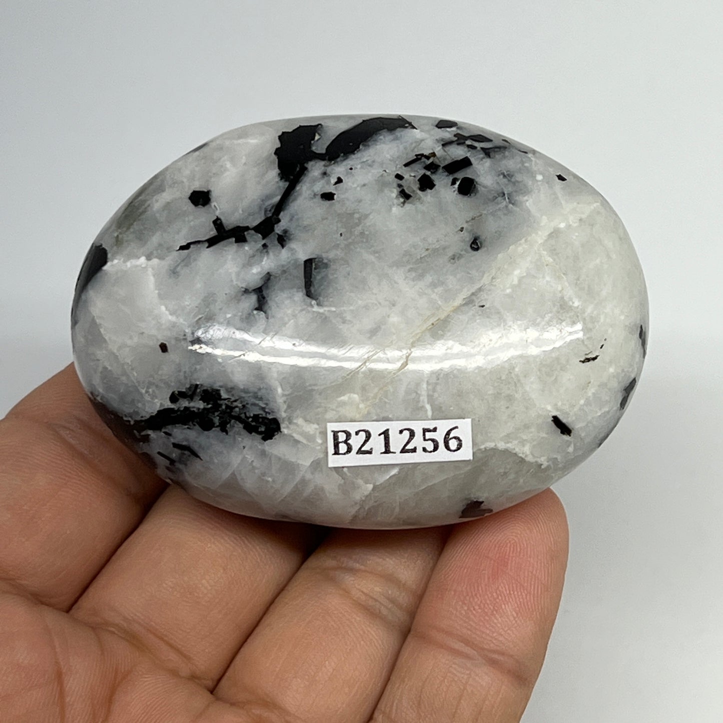 123.4g,2.5"x1.9"x1", Rainbow Moonstone Palm-Stone Polished from India, B21256