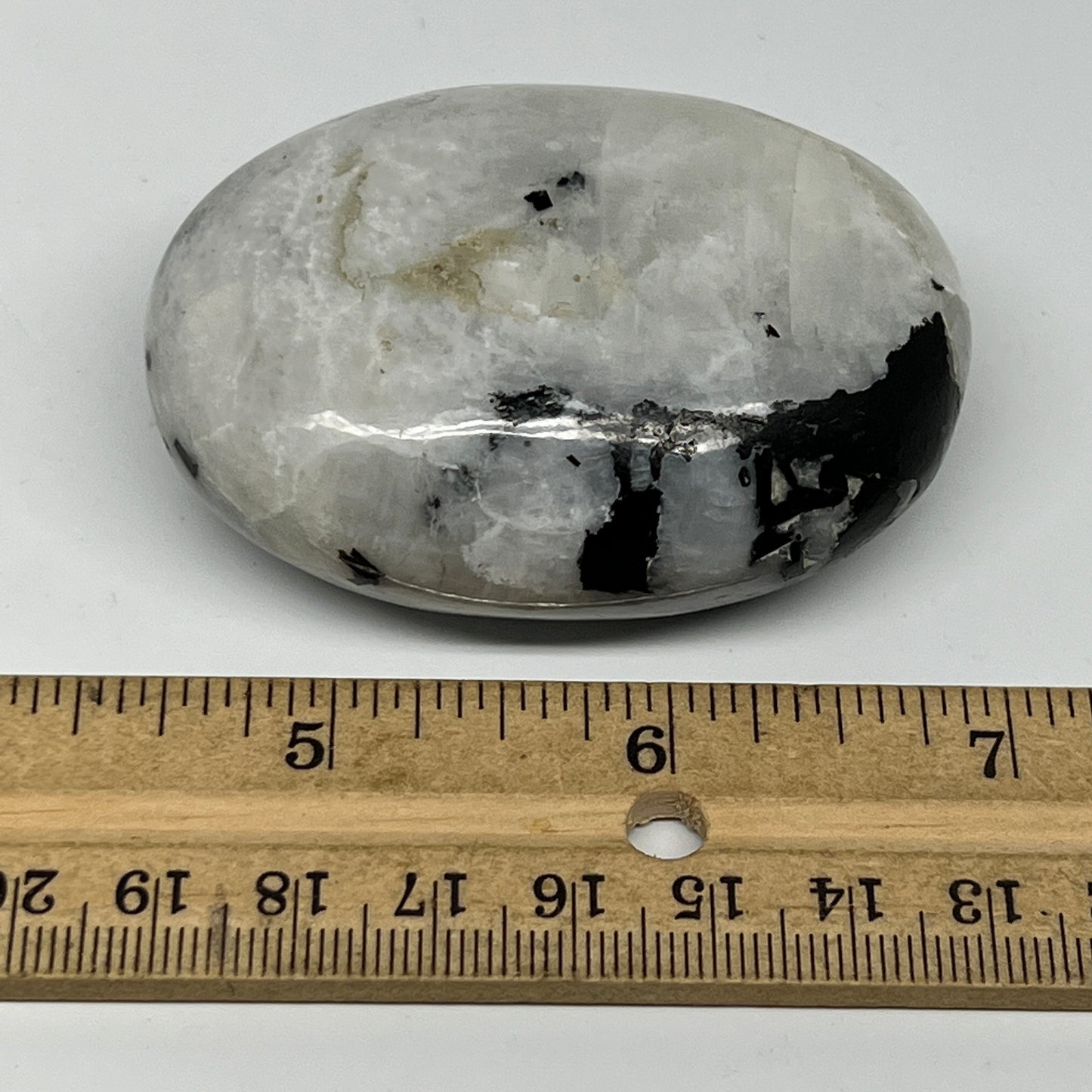 123.4g,2.5"x1.9"x1", Rainbow Moonstone Palm-Stone Polished from India, B21256