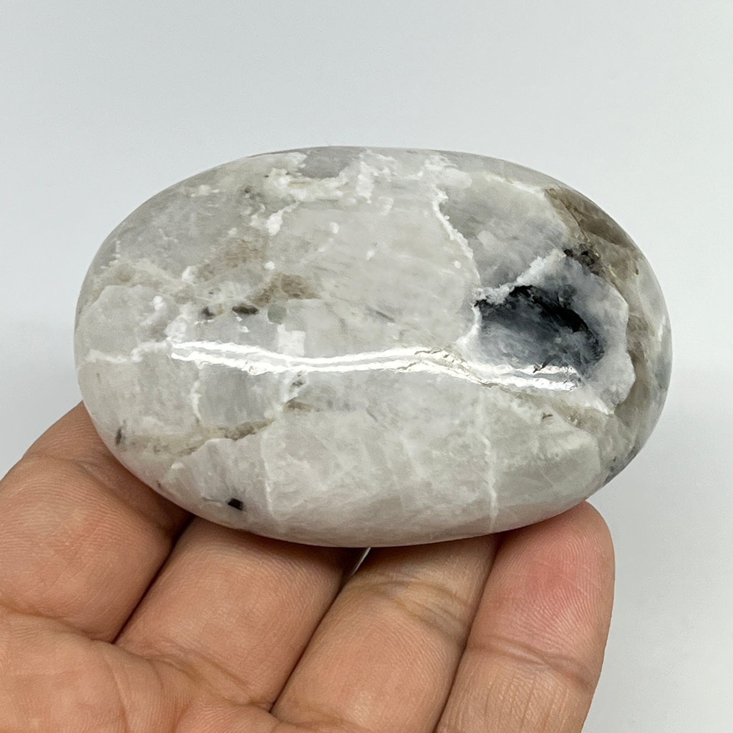 122.5g,2.6"x1.8"x1.1", Rainbow Moonstone Palm-Stone Polished from India, B21257
