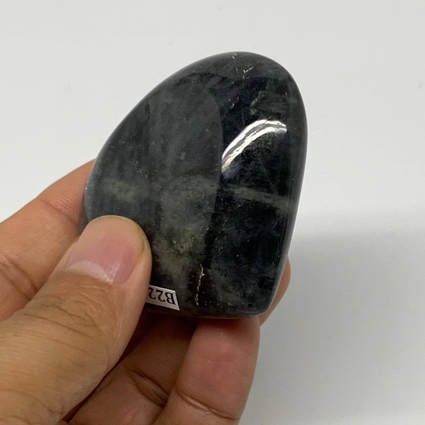 96.3g,2.1"x2.4"x0.9" Natural Labradorite Heart Small Polished Crystal, B22099