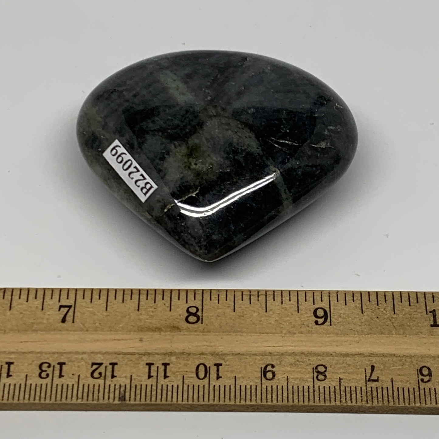 96.3g,2.1"x2.4"x0.9" Natural Labradorite Heart Small Polished Crystal, B22099