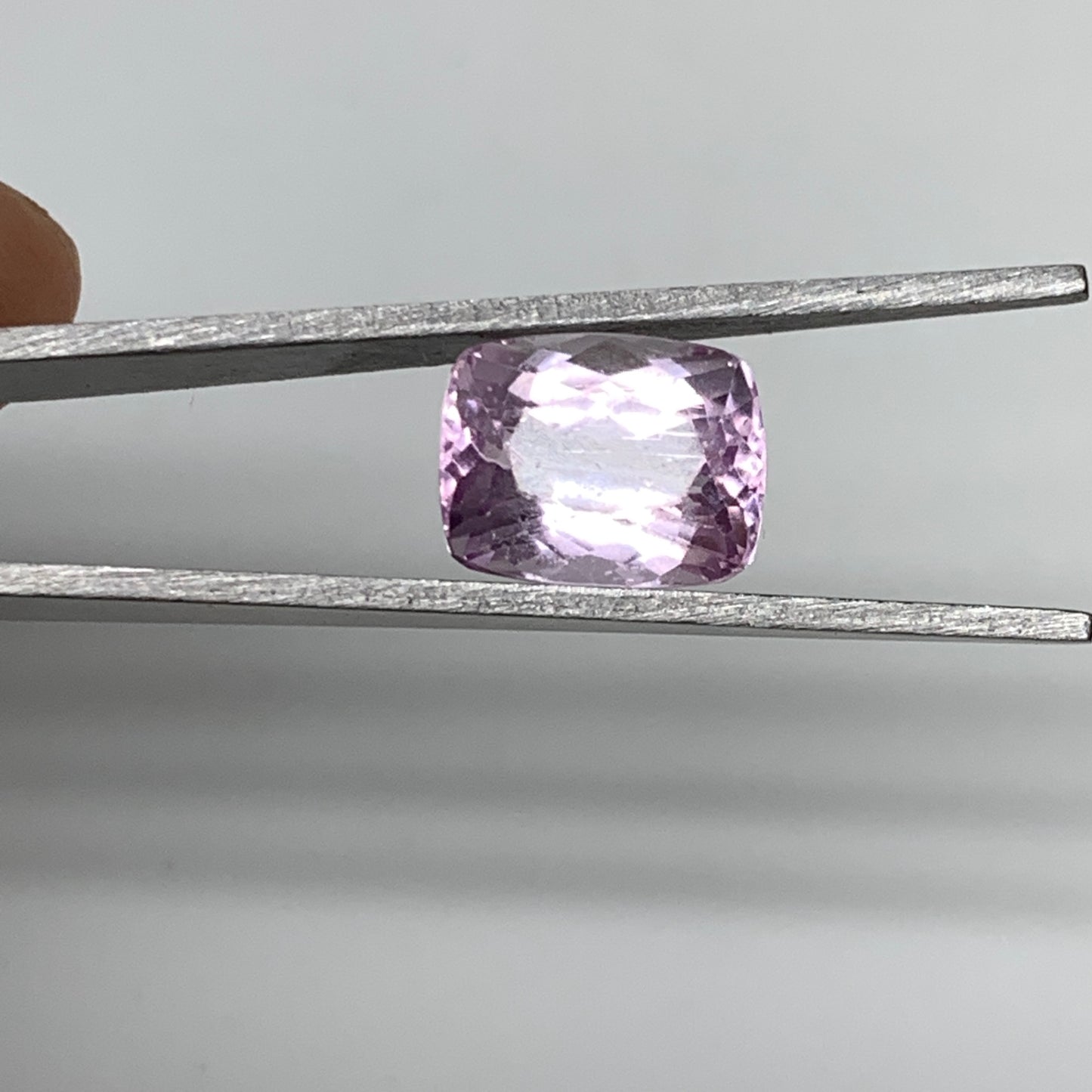 7.98cts, 12mmx9mmx8mm,Heated Kunzite Crystal Facetted Stone @Afghanistan,CTS237
