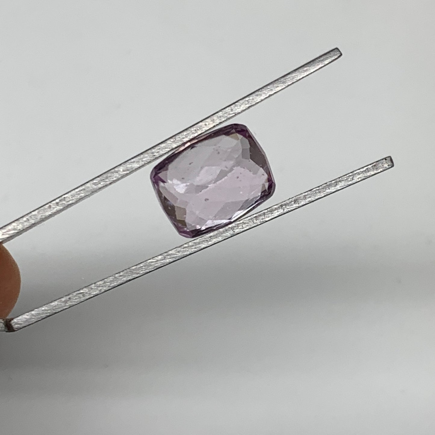 7.98cts, 12mmx9mmx8mm,Heated Kunzite Crystal Facetted Stone @Afghanistan,CTS237