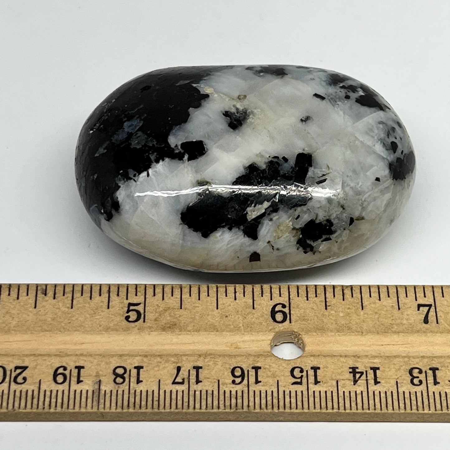 108.1g,2.4"x1.7"x1", Rainbow Moonstone Palm-Stone Polished from India, B21269