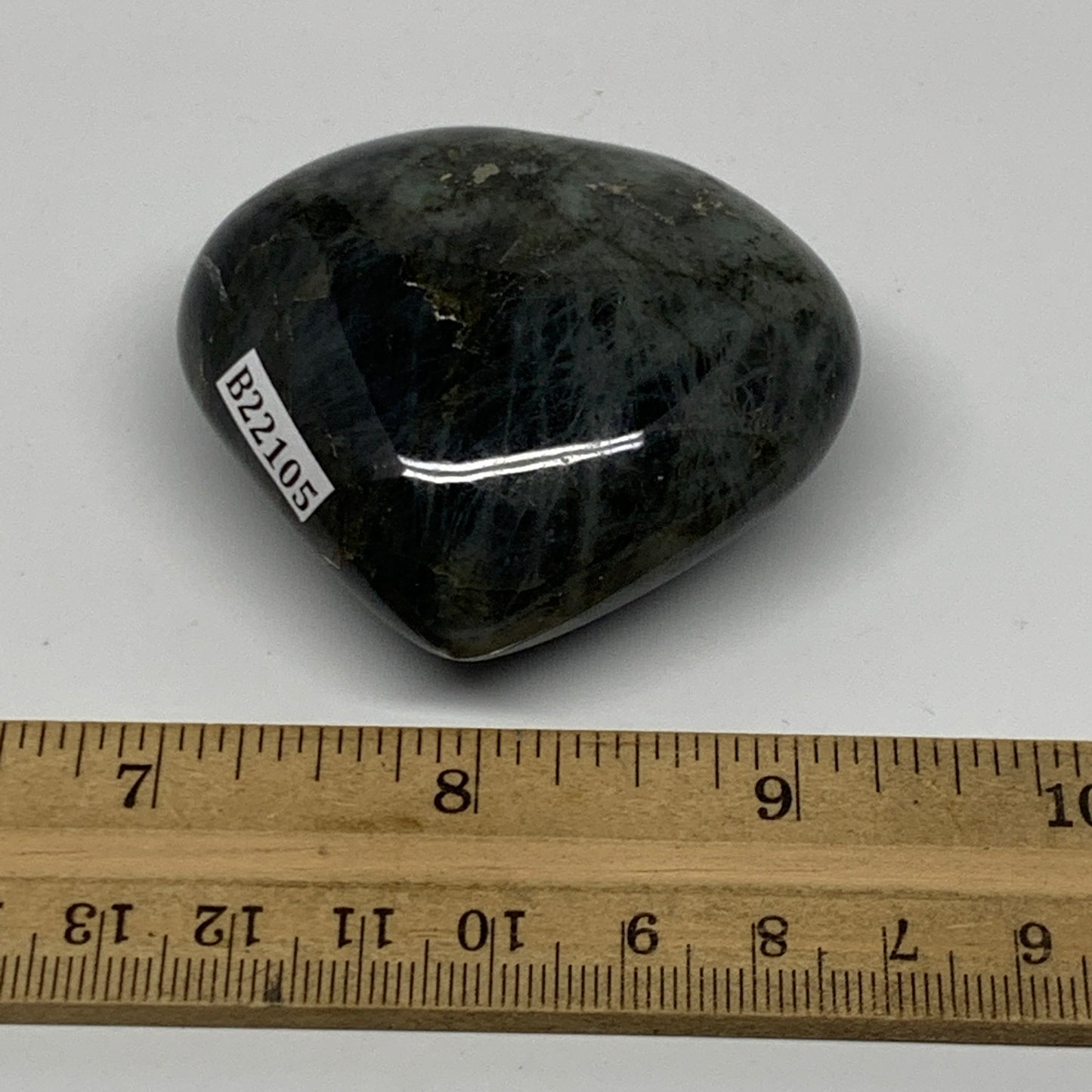 104.3g,2.1"x2.3"x1" Natural Labradorite Heart Small Polished Crystal, B22105