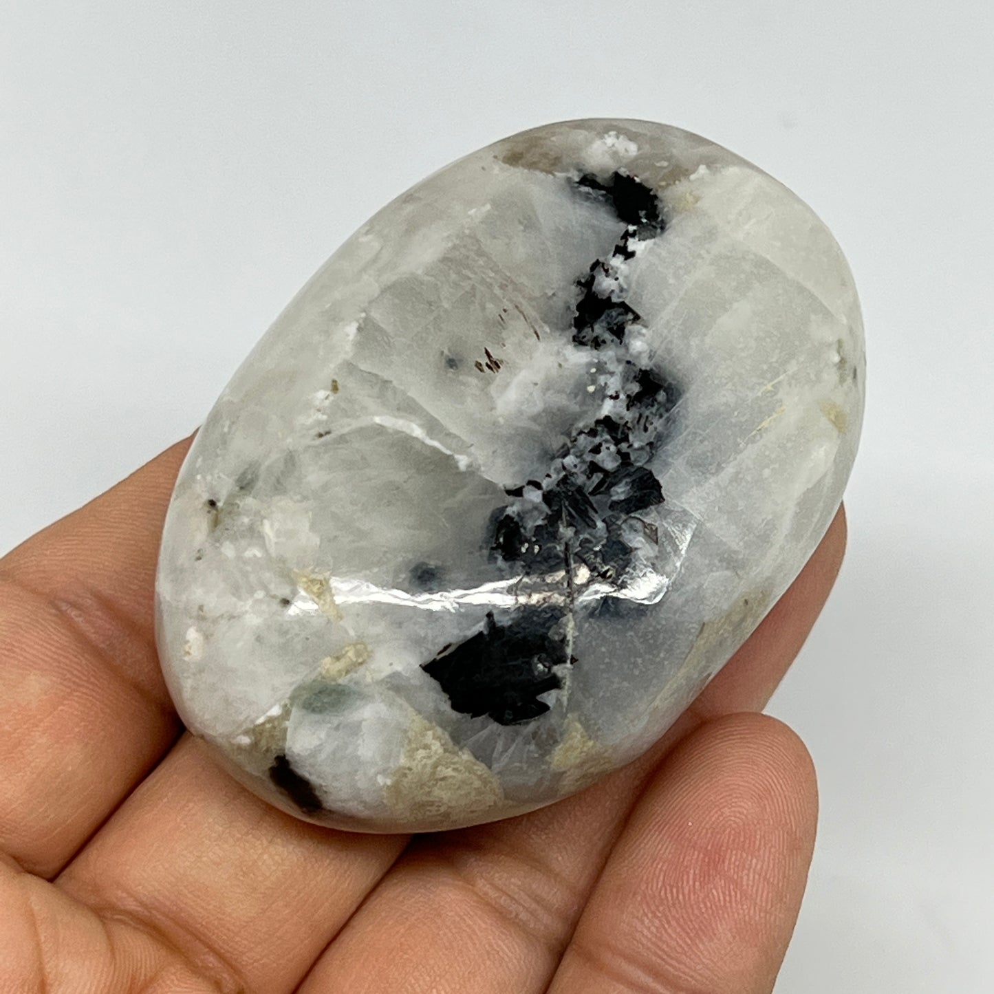 92.2g,2.4"x1.6"x0.9", Rainbow Moonstone Palm-Stone Polished from India, B21281