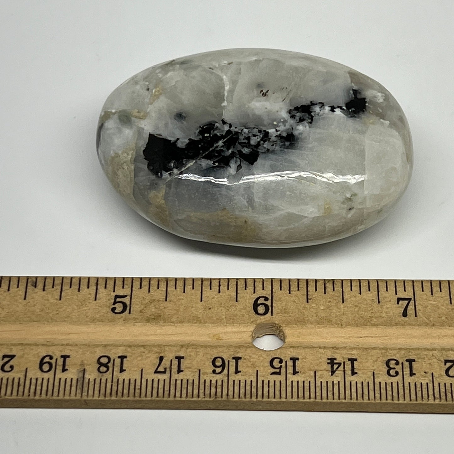 92.2g,2.4"x1.6"x0.9", Rainbow Moonstone Palm-Stone Polished from India, B21281