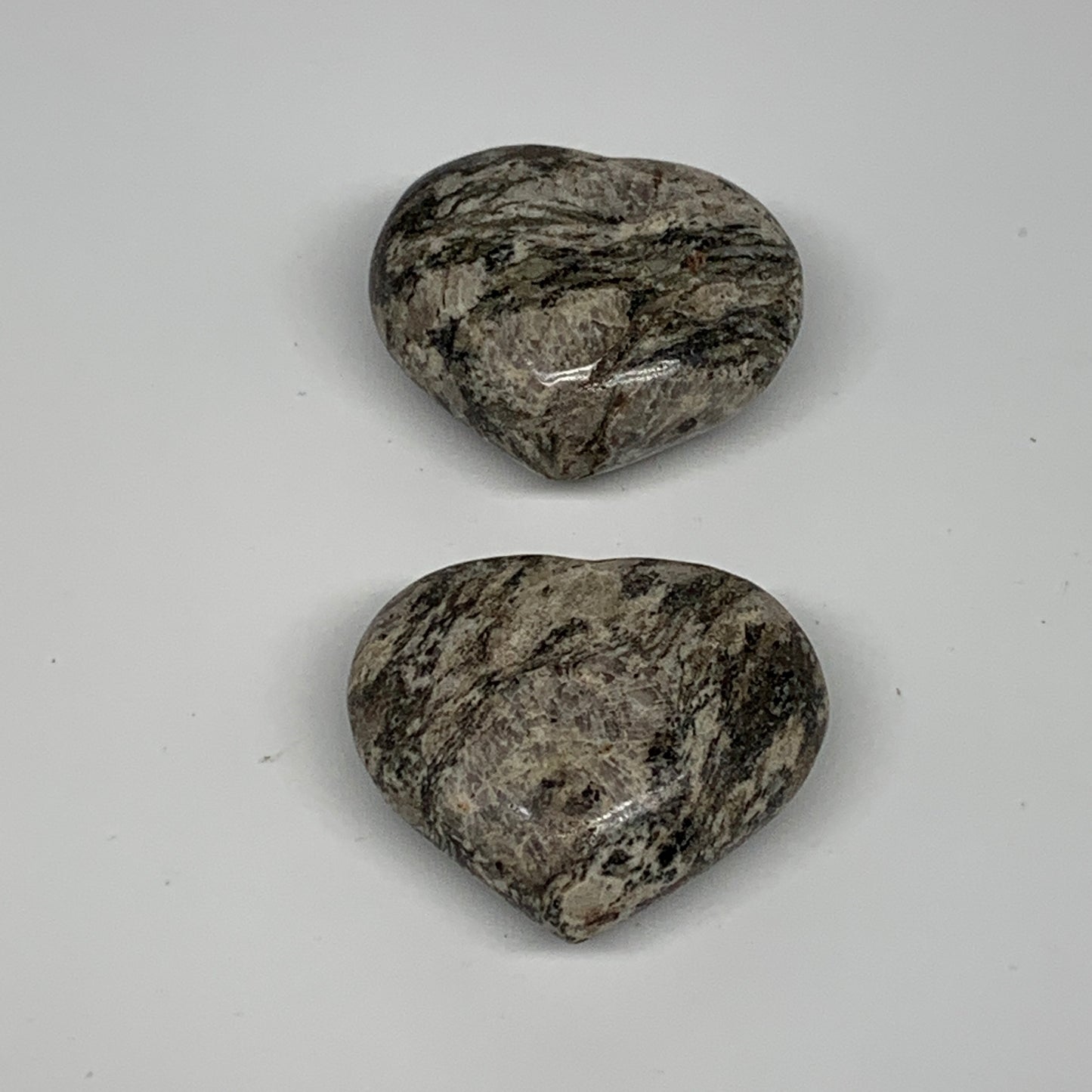 103.8g, 1.5"-1.5" 2pcs, Natural Jungle Jasper Heart Gemstones @Pakistan,B25245