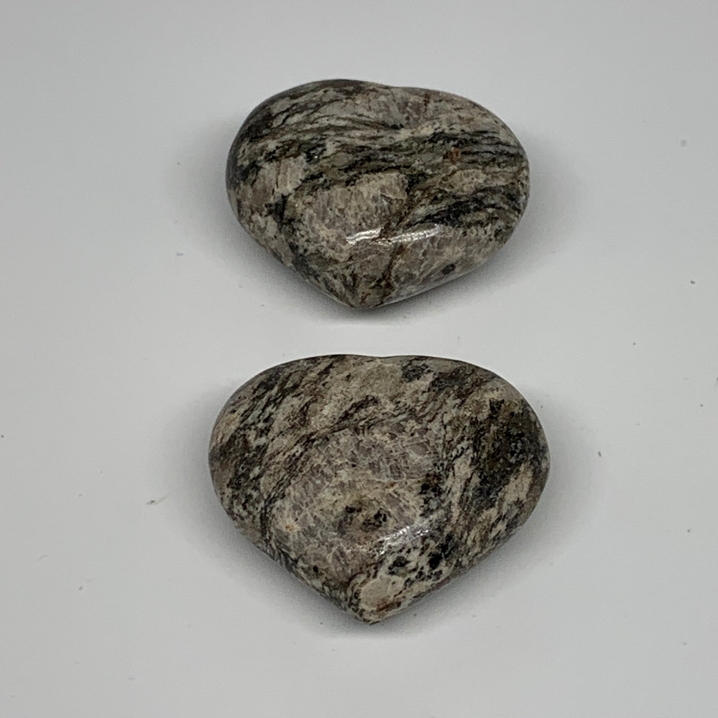 103.8g, 1.5"-1.5" 2pcs, Natural Jungle Jasper Heart Gemstones @Pakistan,B25245