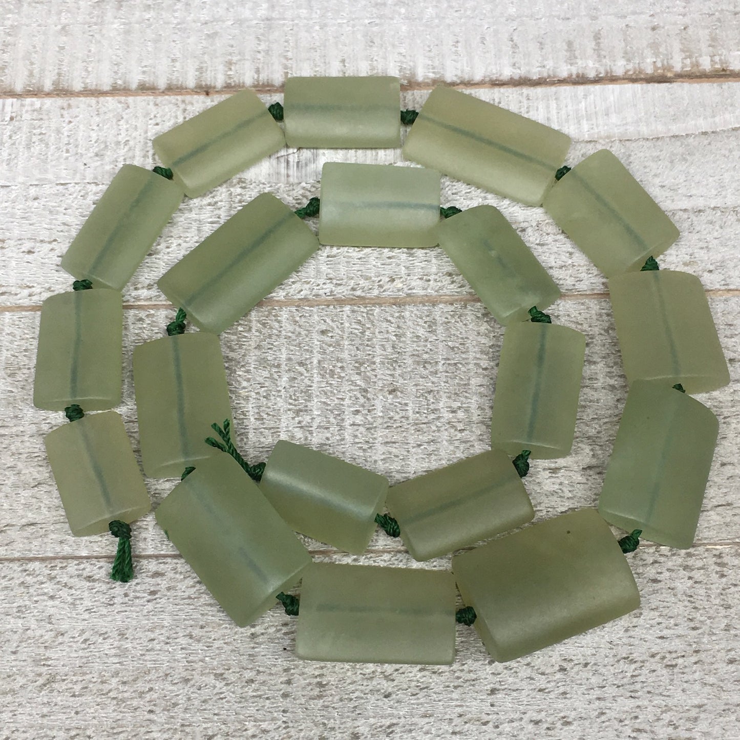 120.8g,21mm-31mm,19 Beads,Natural Serpentine Rectangle Beads Strand, 22",BN224