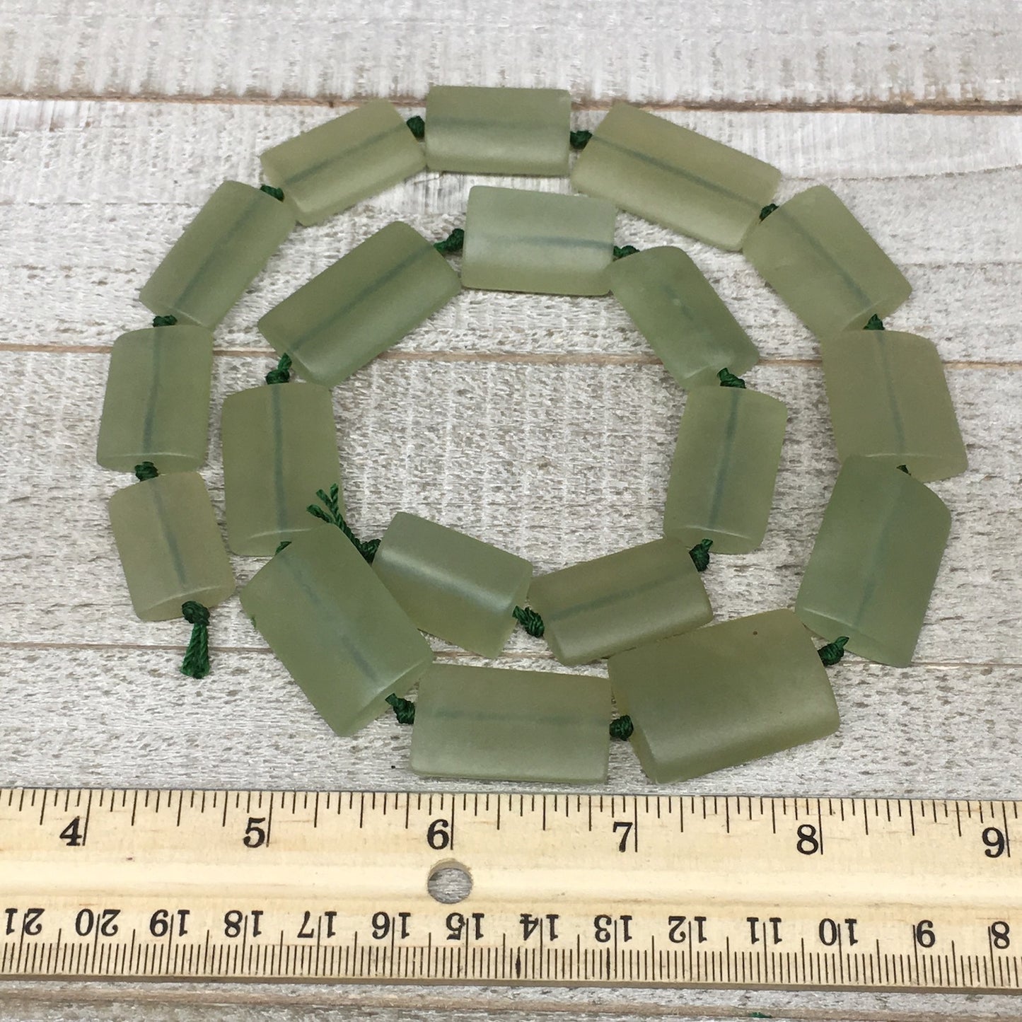 120.8g,21mm-31mm,19 Beads,Natural Serpentine Rectangle Beads Strand, 22",BN224