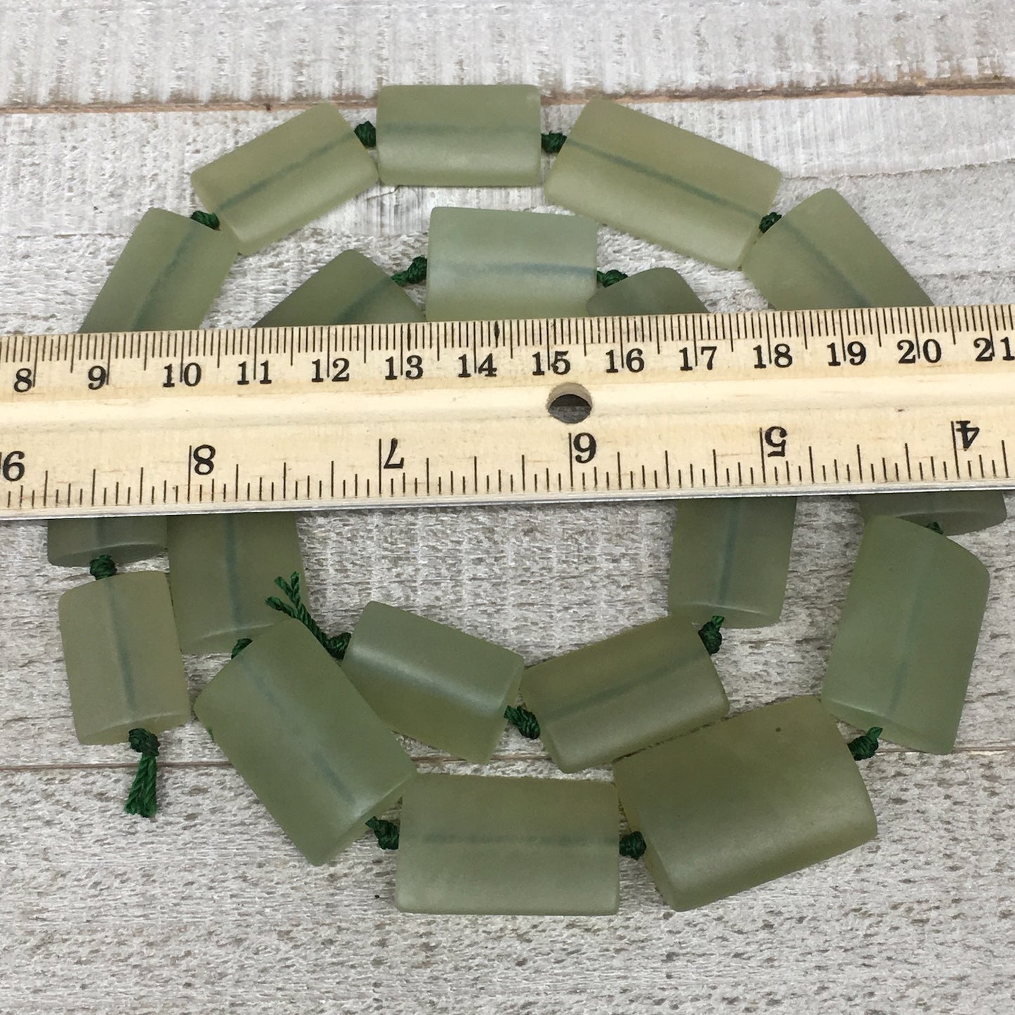 120.8g,21mm-31mm,19 Beads,Natural Serpentine Rectangle Beads Strand, 22",BN224