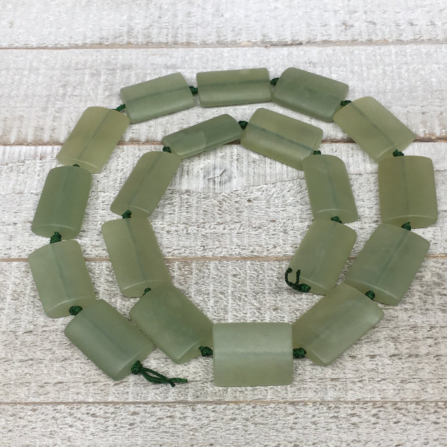 131.2g,25mm-28mm,19 Beads,Natural Serpentine Rectangle Beads Strand, 22",BN230