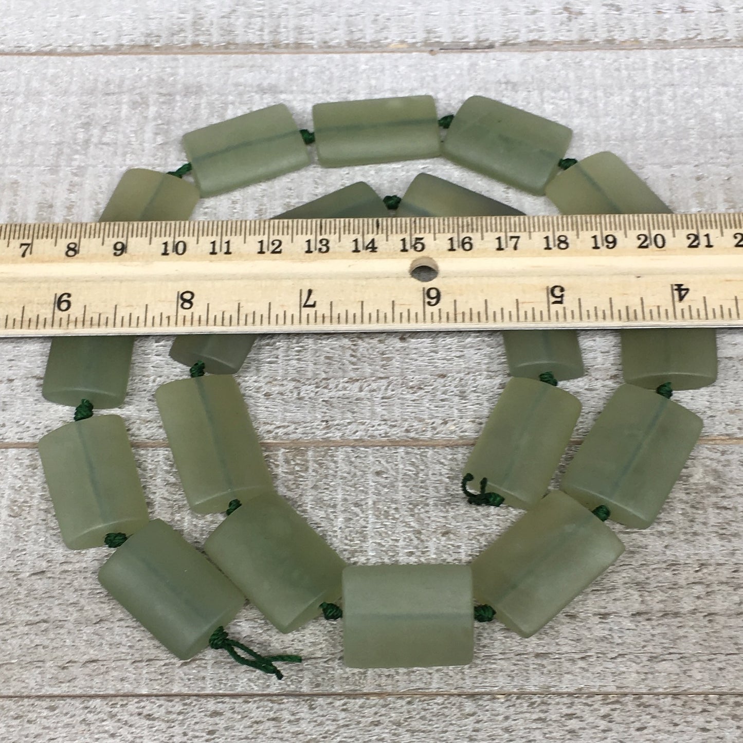 131.2g,25mm-28mm,19 Beads,Natural Serpentine Rectangle Beads Strand, 22",BN230