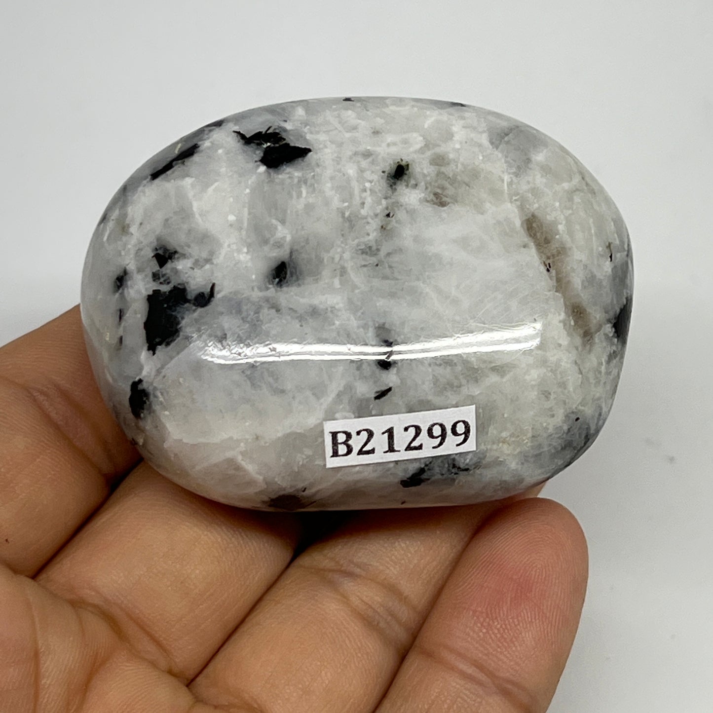 106.6g,2.2"x1.7"x1.1", Rainbow Moonstone Palm-Stone Polished from India, B21299