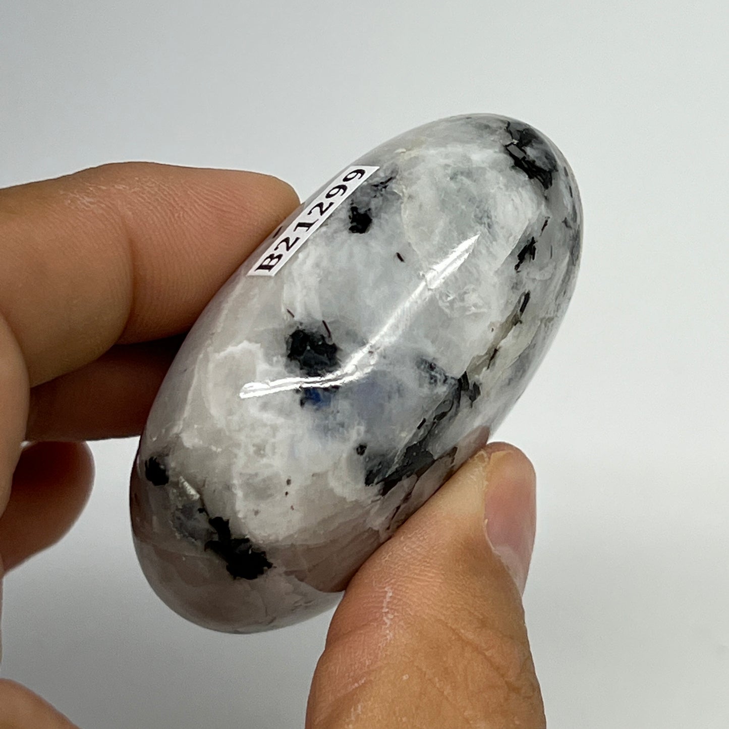 106.6g,2.2"x1.7"x1.1", Rainbow Moonstone Palm-Stone Polished from India, B21299