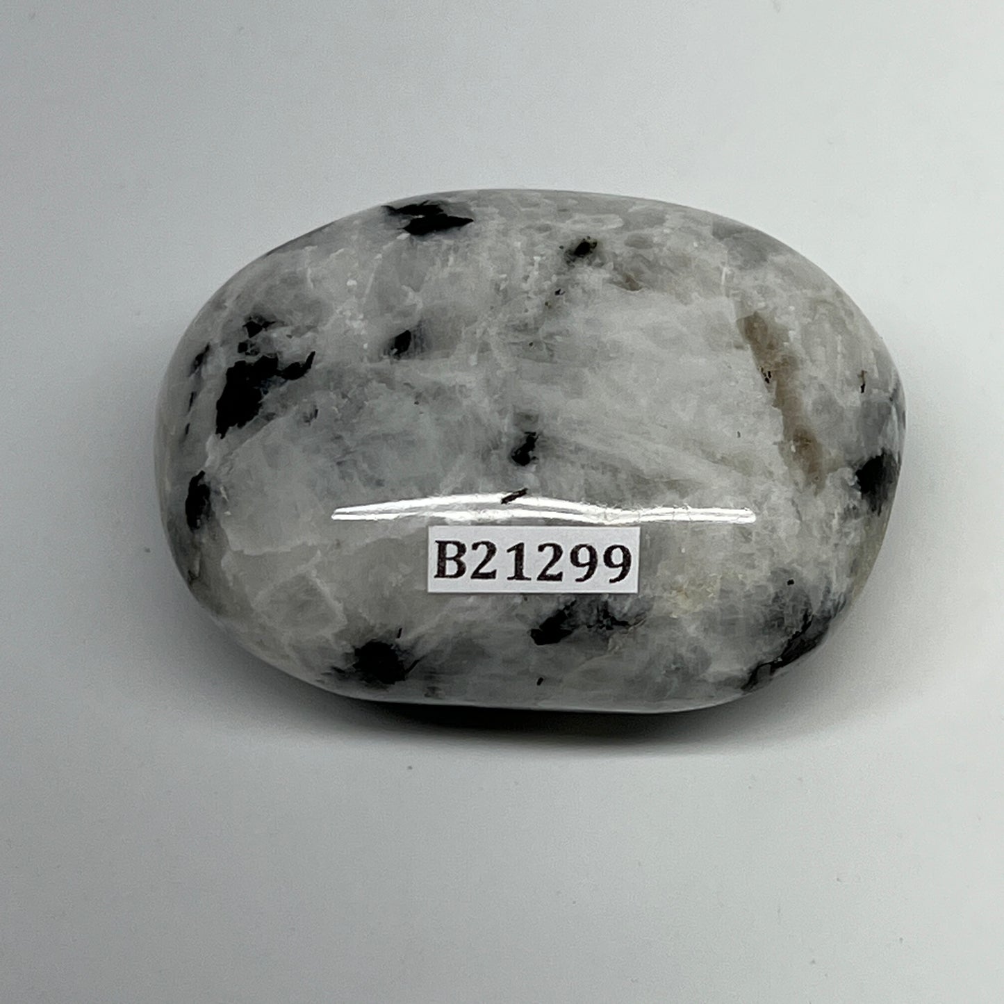 106.6g,2.2"x1.7"x1.1", Rainbow Moonstone Palm-Stone Polished from India, B21299
