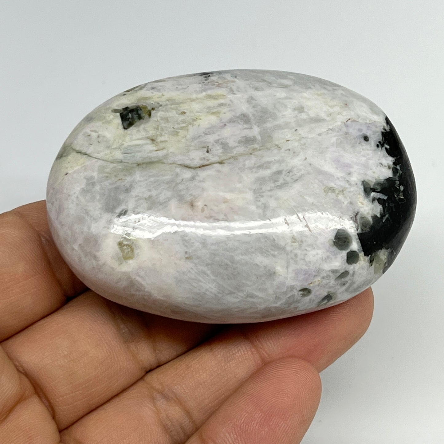 117.6g,2.5"x1.8"x1", Rainbow Moonstone Palm-Stone Polished from India, B21301