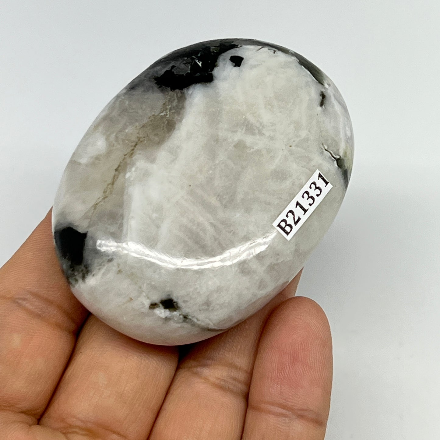 106.3g,2.5"x1.8"x0.9", Rainbow Moonstone Palm-Stone Polished from India, B21331