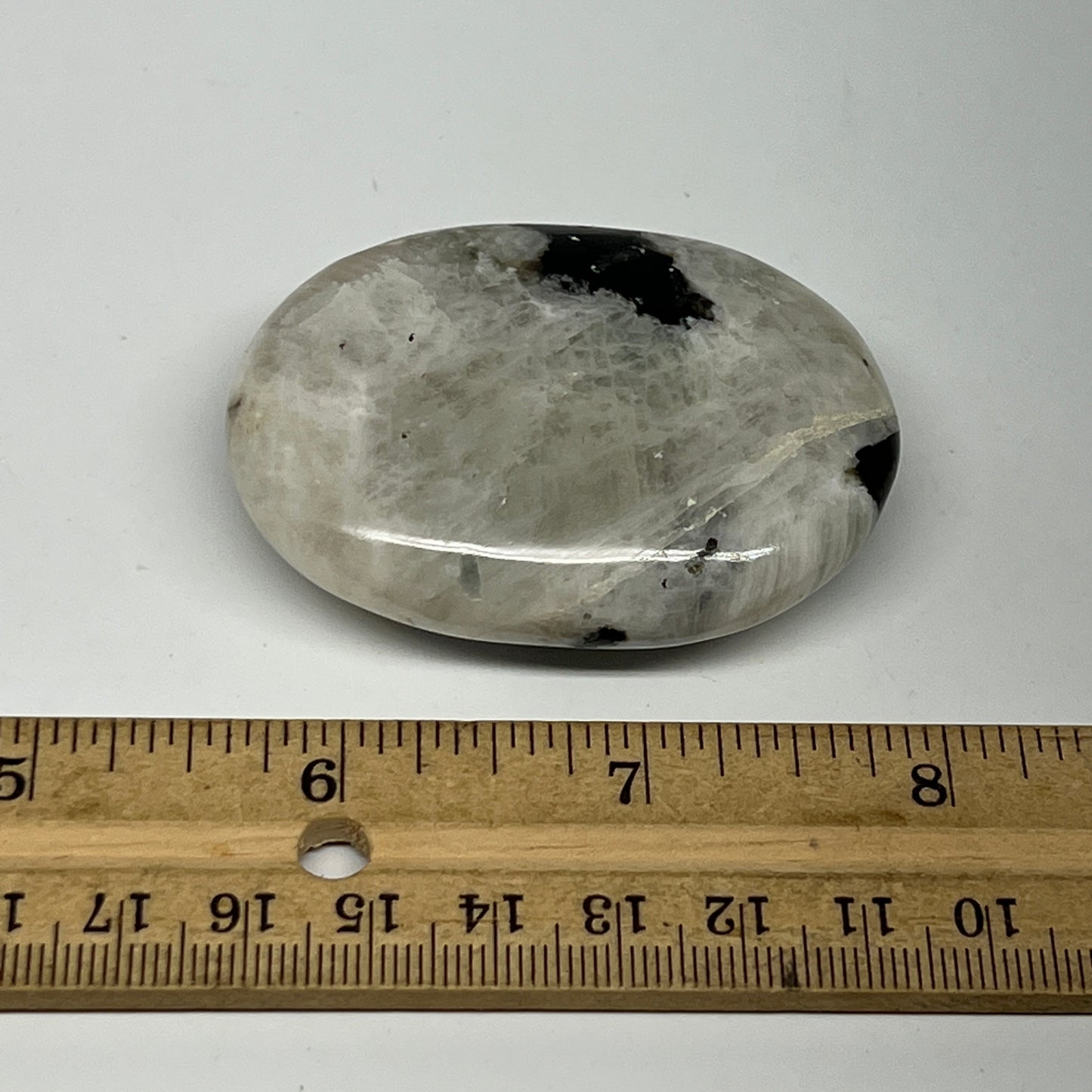81.1g,2.4"x1.8"x0.8", Rainbow Moonstone Palm-Stone Polished from India, B21333