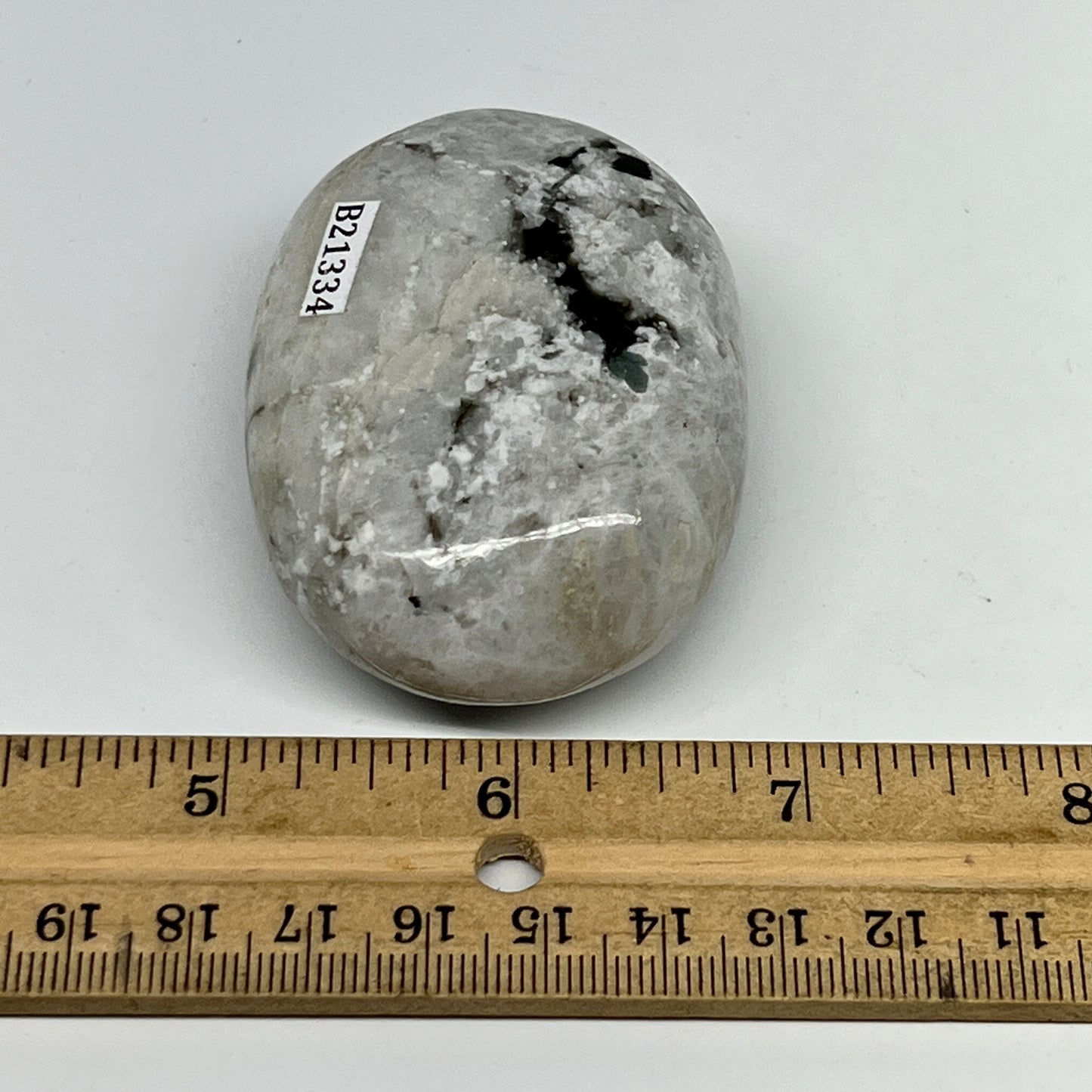 123.4g,2.5"x1.8"x1", Rainbow Moonstone Palm-Stone Polished from India, B21334