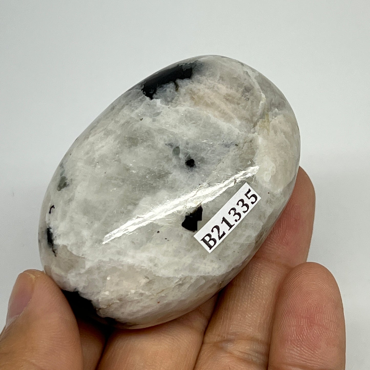 115.5g,2.3"x1.7"x1.2", Rainbow Moonstone Palm-Stone Polished from India, B21335