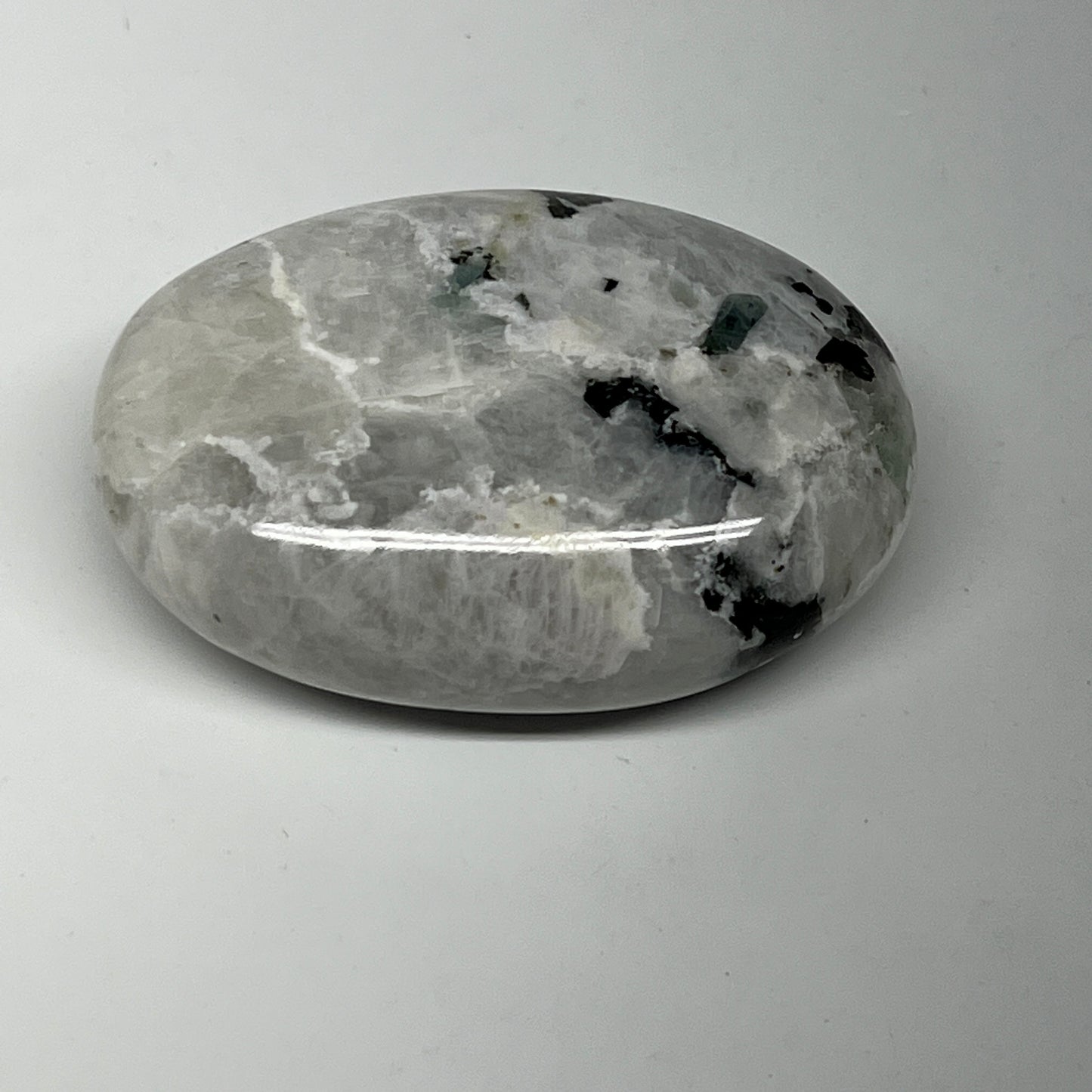 105g,2.5"x1.8"x0.9", Rainbow Moonstone Palm-Stone Polished from India, B21337