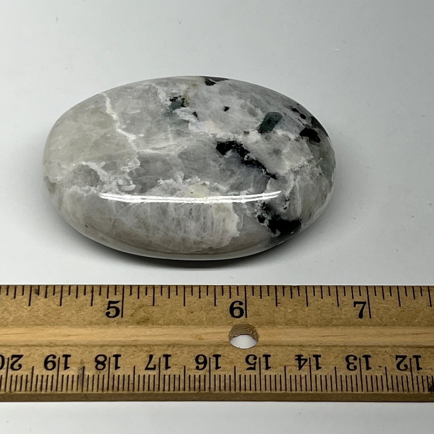 105g,2.5"x1.8"x0.9", Rainbow Moonstone Palm-Stone Polished from India, B21337