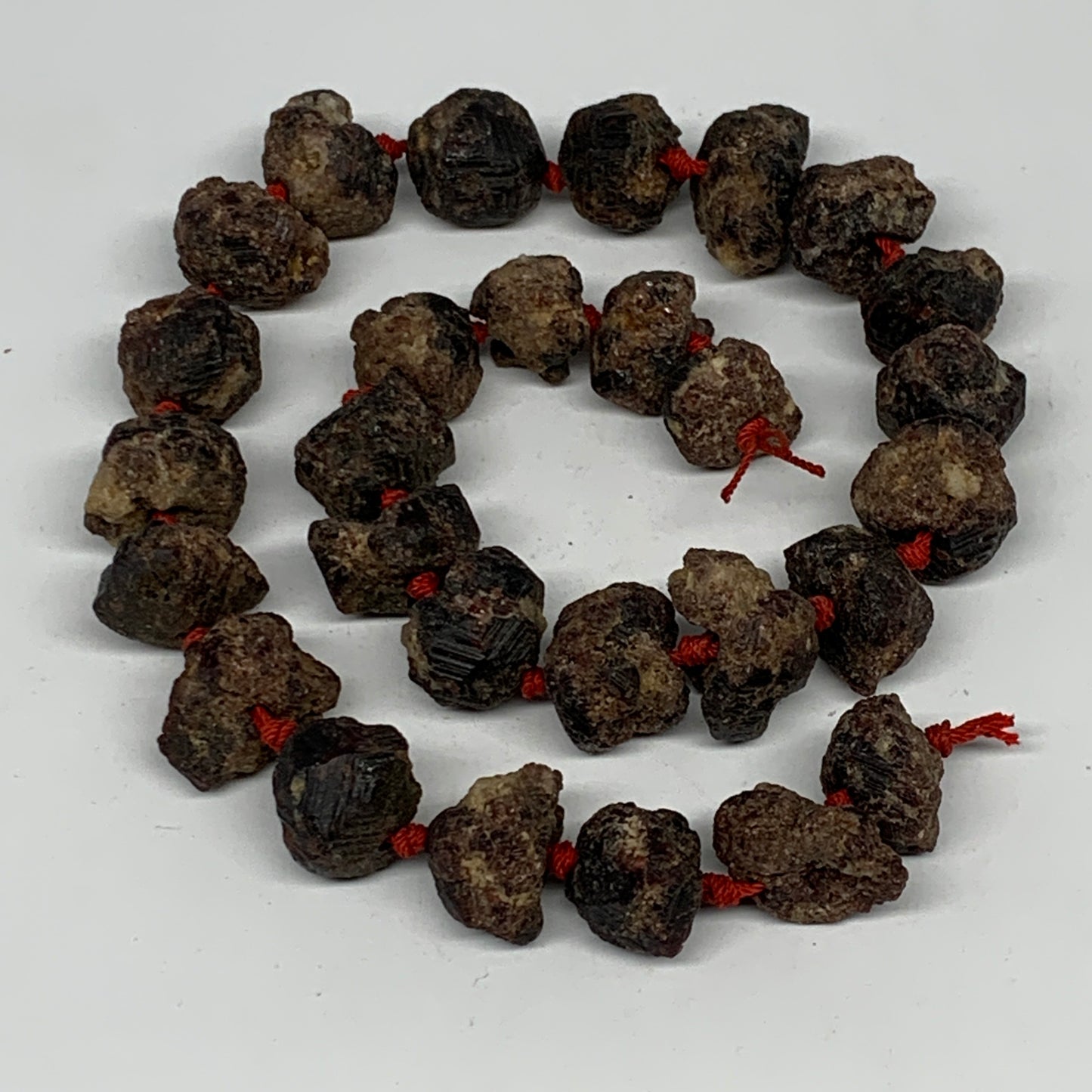 180g, 15-22mm, 28 Beads,Natural Rough Red Garnet Beads Strand Chips Chunk,B13170