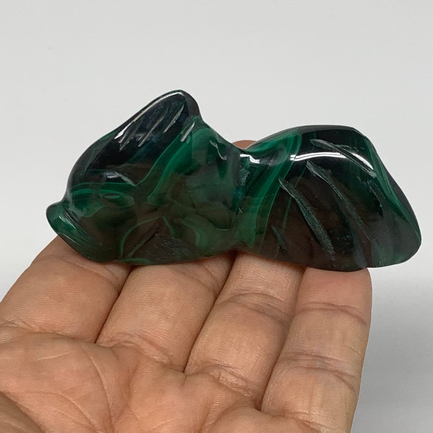 82.5g, 2.9"x1.4"x0.6" Natural Solid Malachite Fish Figurine @Congo, B7219