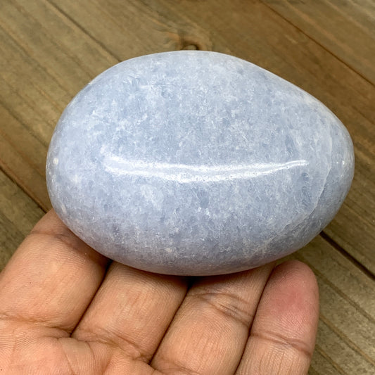 184.5g, 2.7"x2"x1.3" Blue Calcite Palm-Stone Tumbled Reiki @Madagascar, B1960