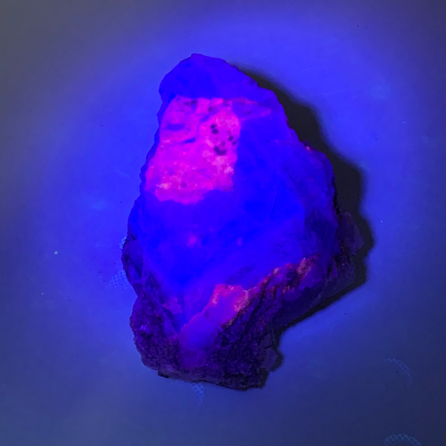 914g, 6"x4"x2", UV Reactive Chalcopyrite Cluster On Fluorite Mineral Specimen,B1